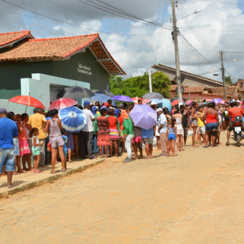 Prefeitura de Guaratinga distribuiu 1500 quilos de peixes as familias carentes