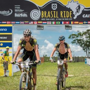 Estrangeiros conquistam a vitória na etapa entre Arraial d’Ajuda e Guaratinga no segundo dia de Brasil Ride