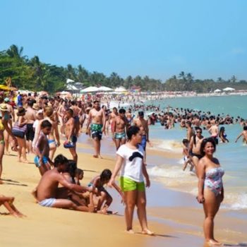 Porto Seguro recebe 700 mil turistas neste verão