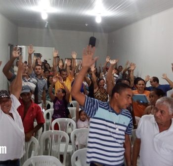 Servidores públicos de Guaratinga fecham acordo que garante o pagamento do 13º que está em atraso