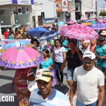 Coité – Dia Internacional da Mulher é marcado por manifestação contra a reforma da previdência