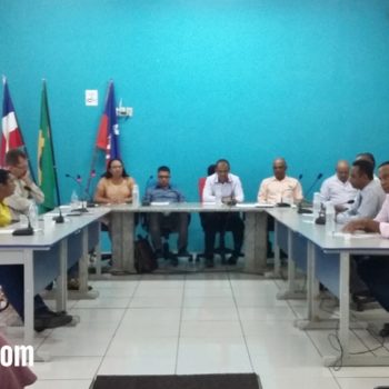 Câmara de Guaratinga aprova lei que autoriza a leitura facultativa da Bíblia Sagrada nas escolas