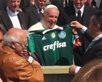 Vaticano pode ir à Justiça contra patrocinadora do Palmeiras