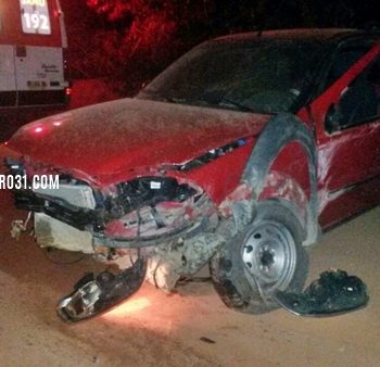 Homem morre após perder o controle do carro e colidir com um barranco em Guaratinga