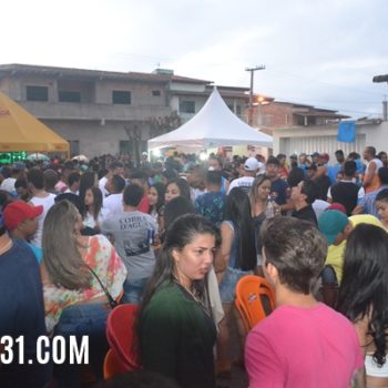 9º Encontro dos Amigos no Bar do Renato é marcado por público animado