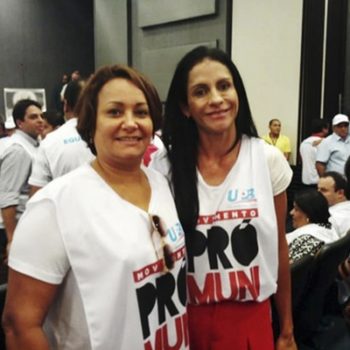 Itagimirim: prefeita Devanir Brillantino participa de macha Pró Município em Salvador
