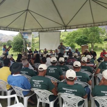 “Dia de campo” uma nova estratégia do agronegócio