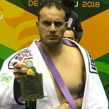 Atleta de Cabrália é medalhista no maior campeonato de Jiu-Jitsu do mundo