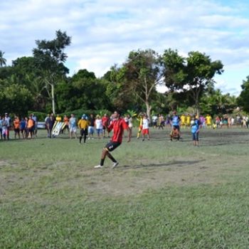 Dia do trabalhador é comemorado em Guaratinga enaltecendo o esporte