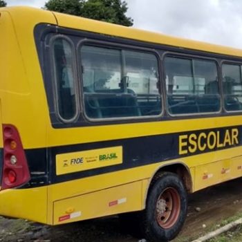 Após protesto, transporte escolar do Assentamento Pouso Alegre será feito por ônibus ‘amarelinho’