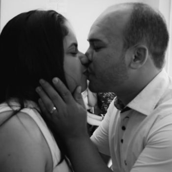 Após oito anos de namoro, James e Tatiane se casam
