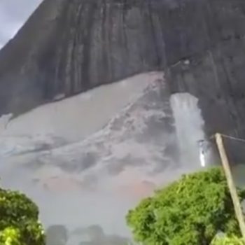 Pedra se desprende de montanha e cai em área rural em Guaratinga