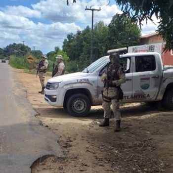 Suspeito foge deixando para trás sacola com munições no interior de Guaratinga