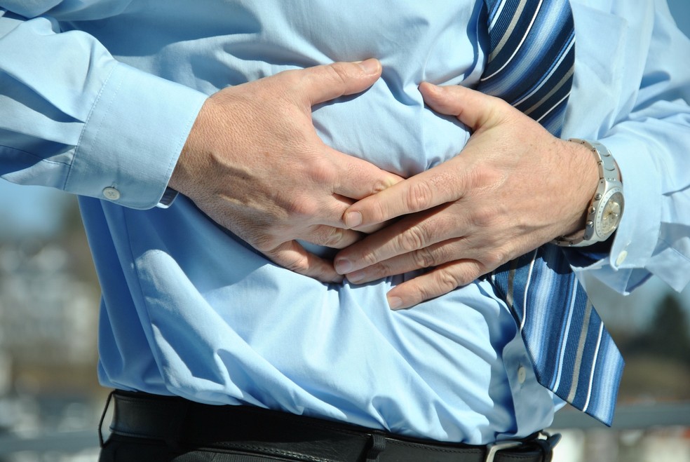 Pedra na vesícula: saiba os sintomas e como prevenir