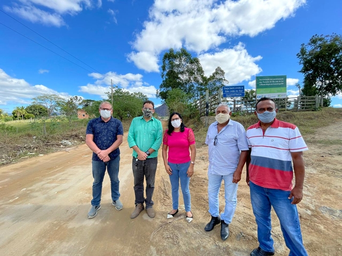 Guaratinga: Recuperação das estradas da zona rural começará por São João do Sul