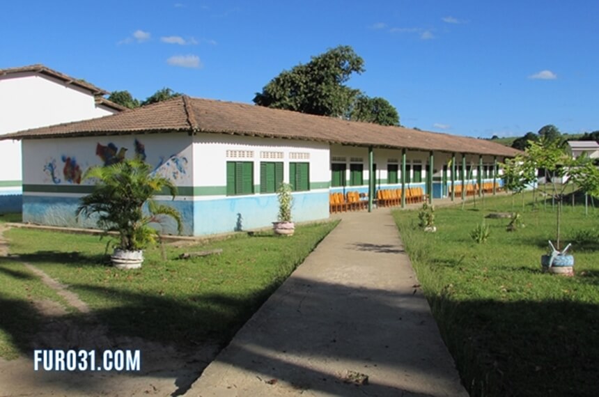 Escolas municipais de Guaratinga iniciam ano letivo com aulas remotas até 31 de maio