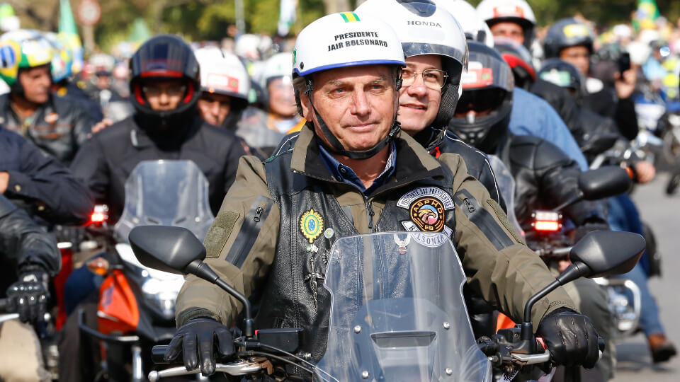 Bolsonaro deve participar de motociata com apoiadores nesta sexta (22) em Porto Seguro