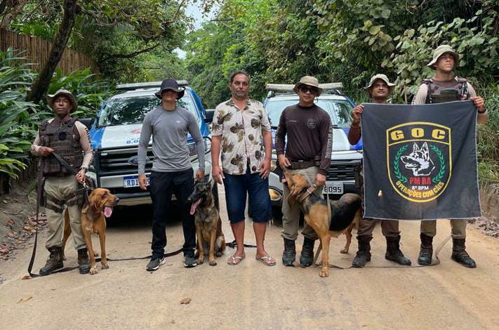 Após 4 dias, Italiano é encontrado por cadelas farejadoras da Polícia Militar de Porto Seguro