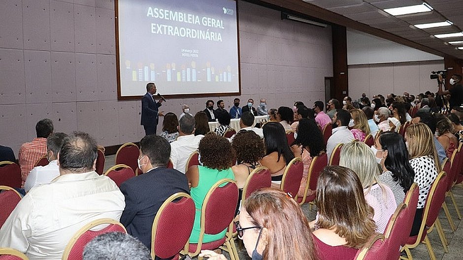 Mais de 100 delegados de polícia decidem entregar os cargos na Bahia