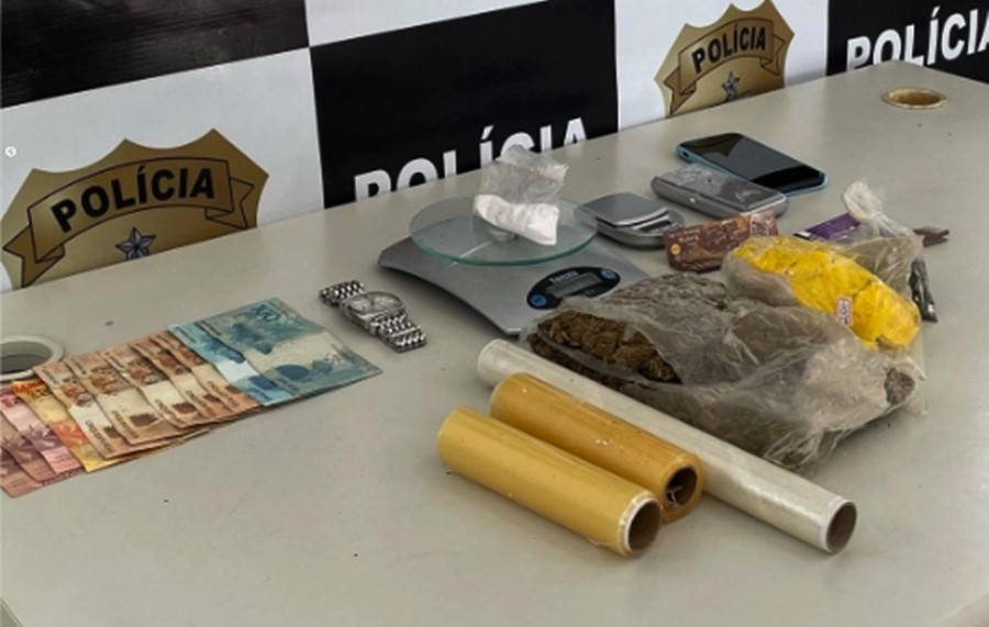 Polícia Civil prende traficante de drogas em imóvel alugado em Porto Seguro