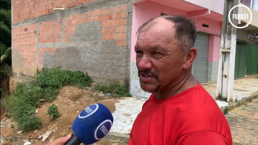 Moradores reclamam da demora em evitar avanço da erosão de barranco em Monte Alegre