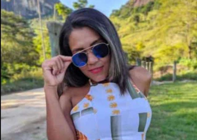 Mulher morre eletrocutada com fio desencapado dentro de casa em Buranhém