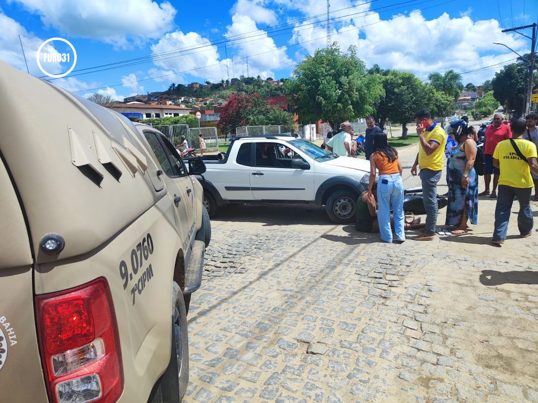 Colisão deixa uma pessoa levemente ferida em Guaratinga