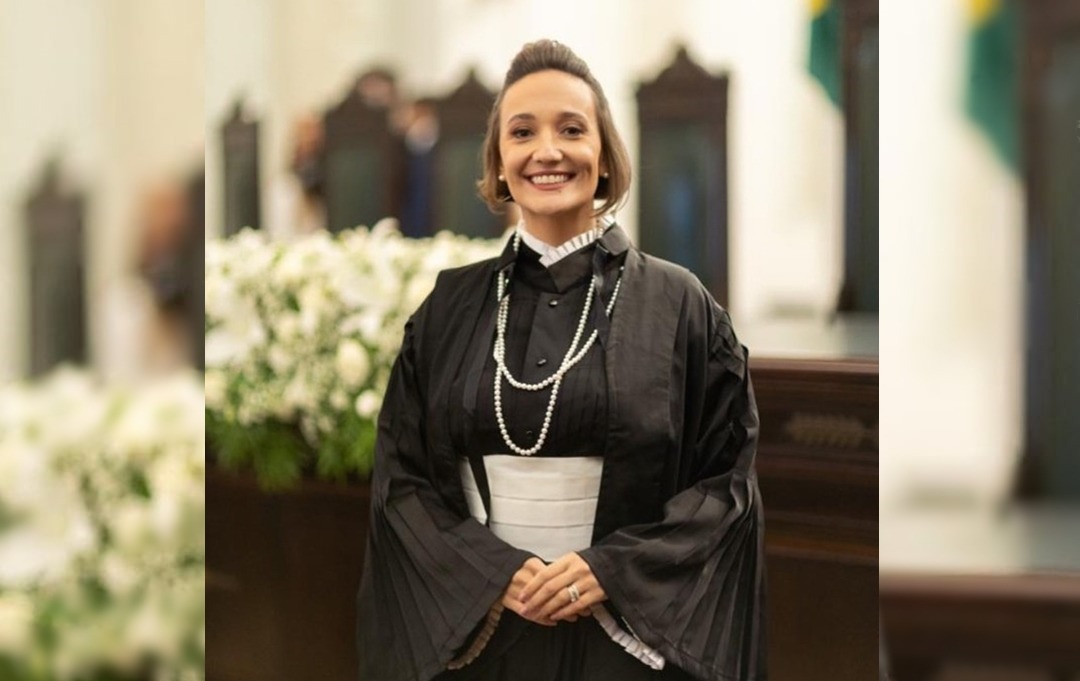Aline Muxfeldt Klais é nomeada juíza da comarca de Guaratinga