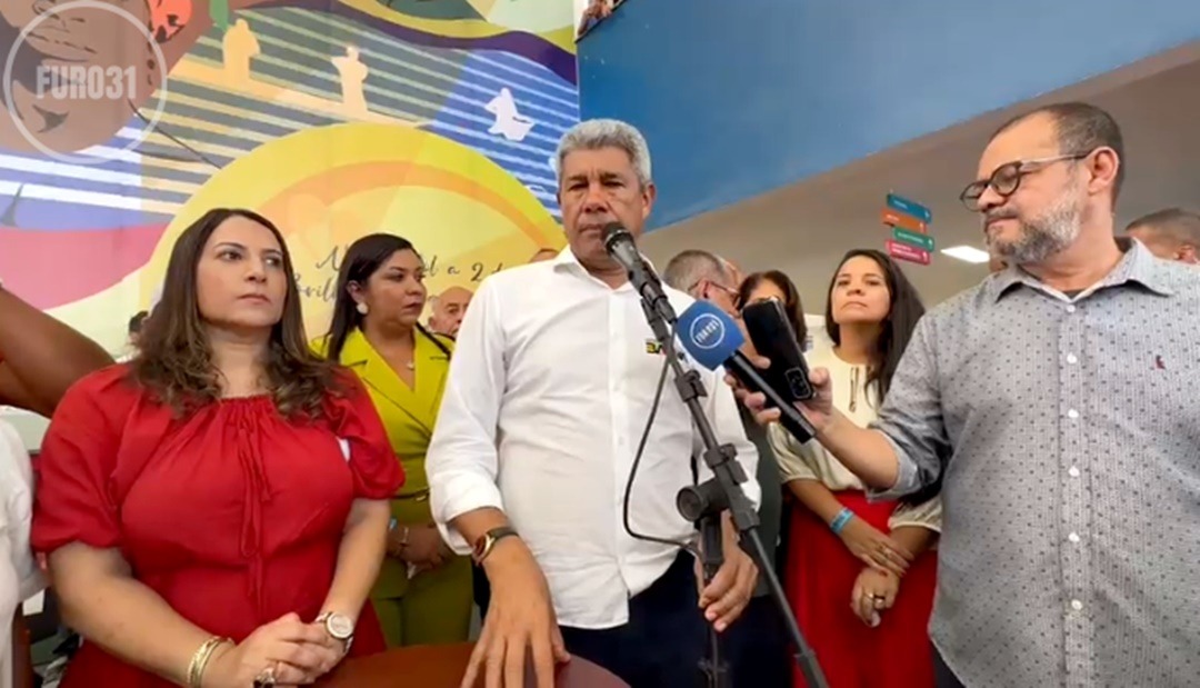 Governador Jerônimo Rodrigues garante construção de novo Colégio Jésus Moura em Guaratinga