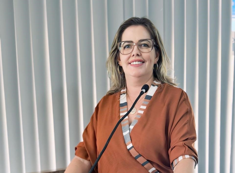 Vereadora Simone Sossai confirma pré-candidatura à reeleição em Itabela