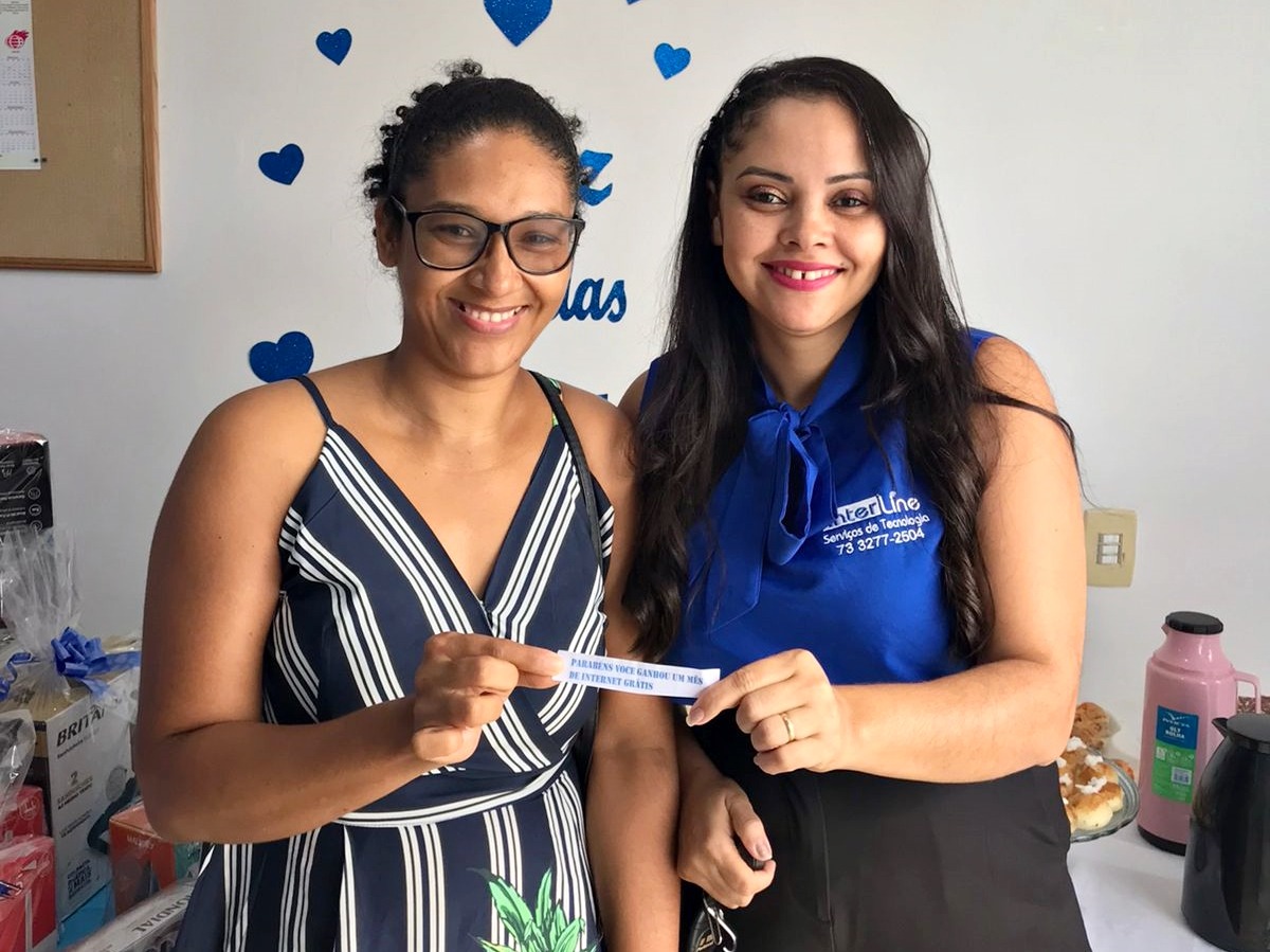 Cerca de 150 mulheres participam da promoção do dia das mães da Interline em Guaratinga