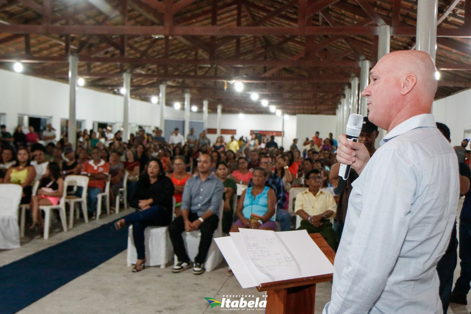 Prefeitura de Itabela entrega permissões de uso dos Box do Mercado Municipal aos feirantes em cerimônia solene