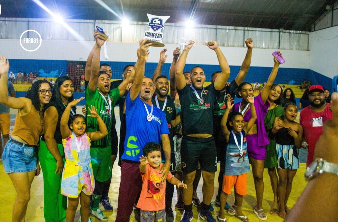 Limeira e Kelezão são os grandes campeões da 1ª Copa Comércio de Futsal em Guaratinga