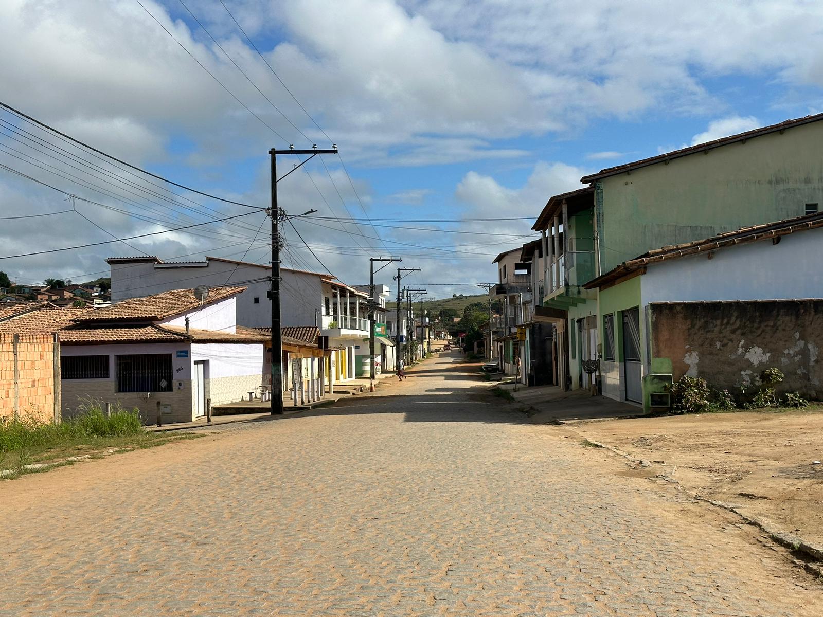 Reurb entrega segunda remessa de Títulos de Regularização Fundiária do Bairro Antônio Costa