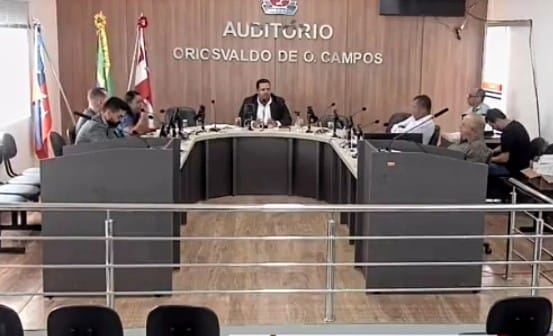 Câmara de Guaratinga retoma sessões ordinárias para o segundo semestre de 2024 com seis vereadores presentes