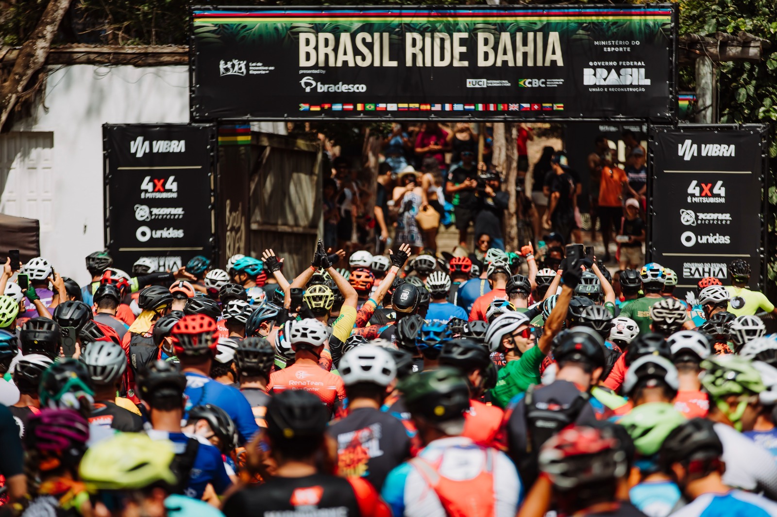 Chileno e Holandesa vencem a Brasil Ride Bahia 2024