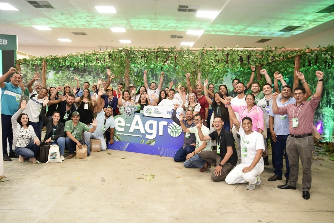 Empresários e agricultores de Guaratinga participam da E-Agro 2024 em Salvador