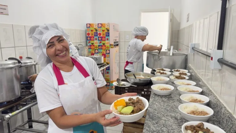 Cozinhas Comunitárias fortalecem a segurança alimentar de famílias em Eunápolis